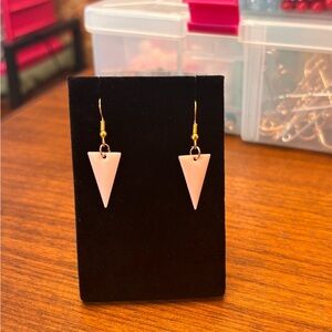 New pretty Pink Triangle enamel Drop Earrings pic doesn’t do it justice 80s vibe